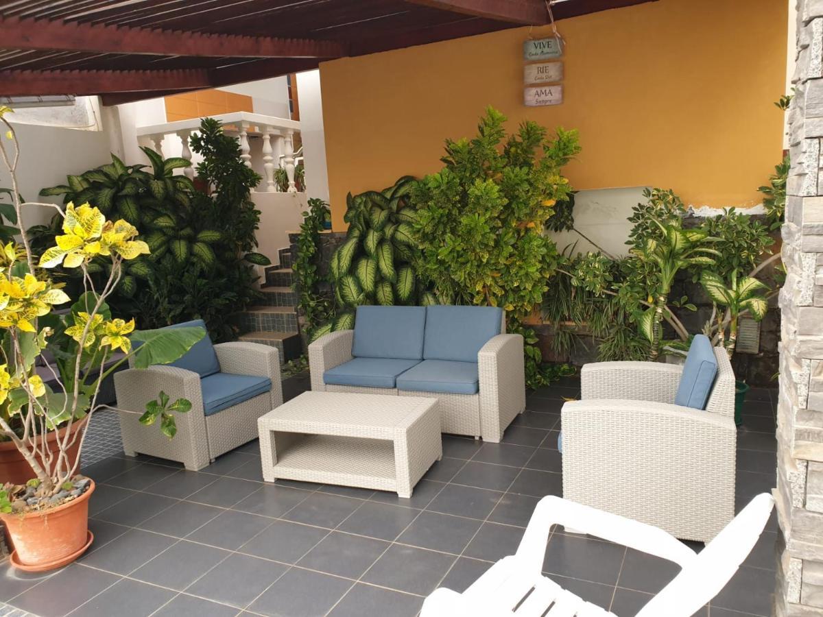 Cactus Guest House Cidade Velha Екстер'єр фото