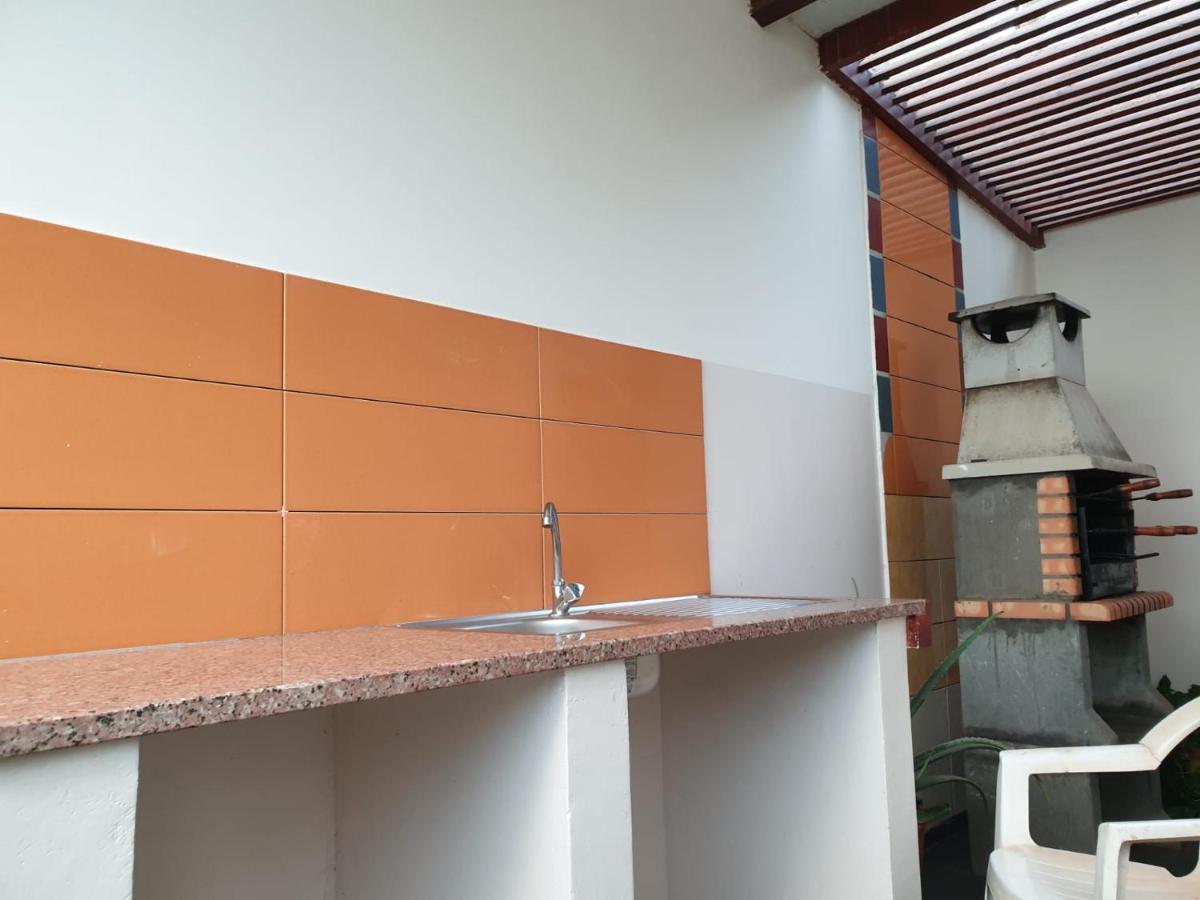 Cactus Guest House Cidade Velha Екстер'єр фото
