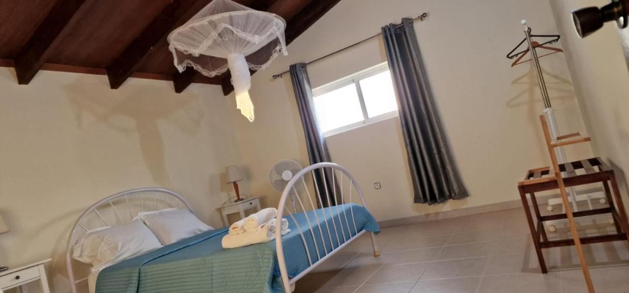 Cactus Guest House Cidade Velha Екстер'єр фото